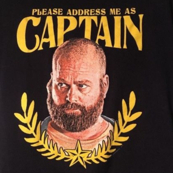 5/$25 The Hangover Large T-Shirt - Picture 2 of 4